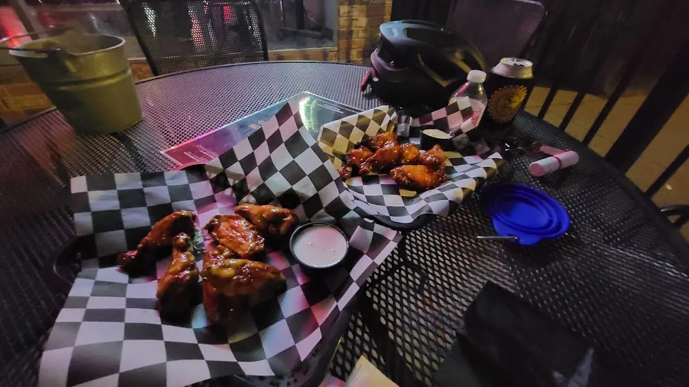 Hot Wings 5